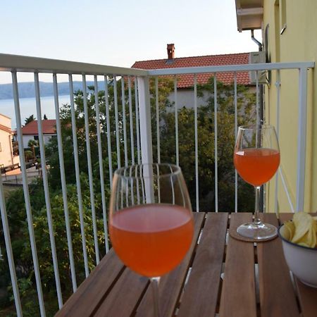 App Lu 5 Daire Novi Vinodolski Dış mekan fotoğraf